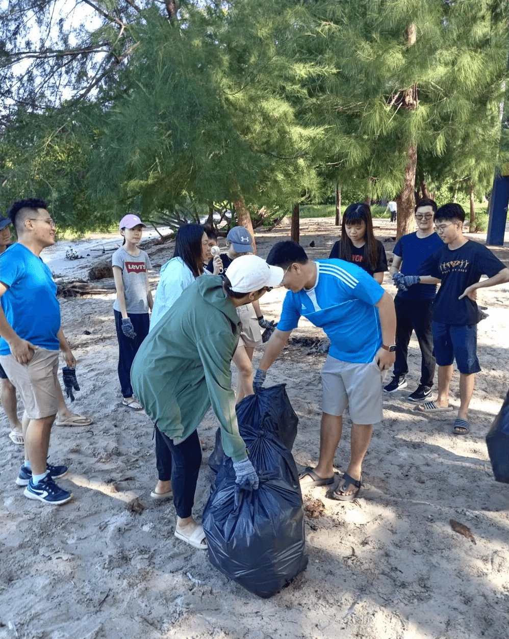 Nụ cười yêu thương 2024 Dola Dong